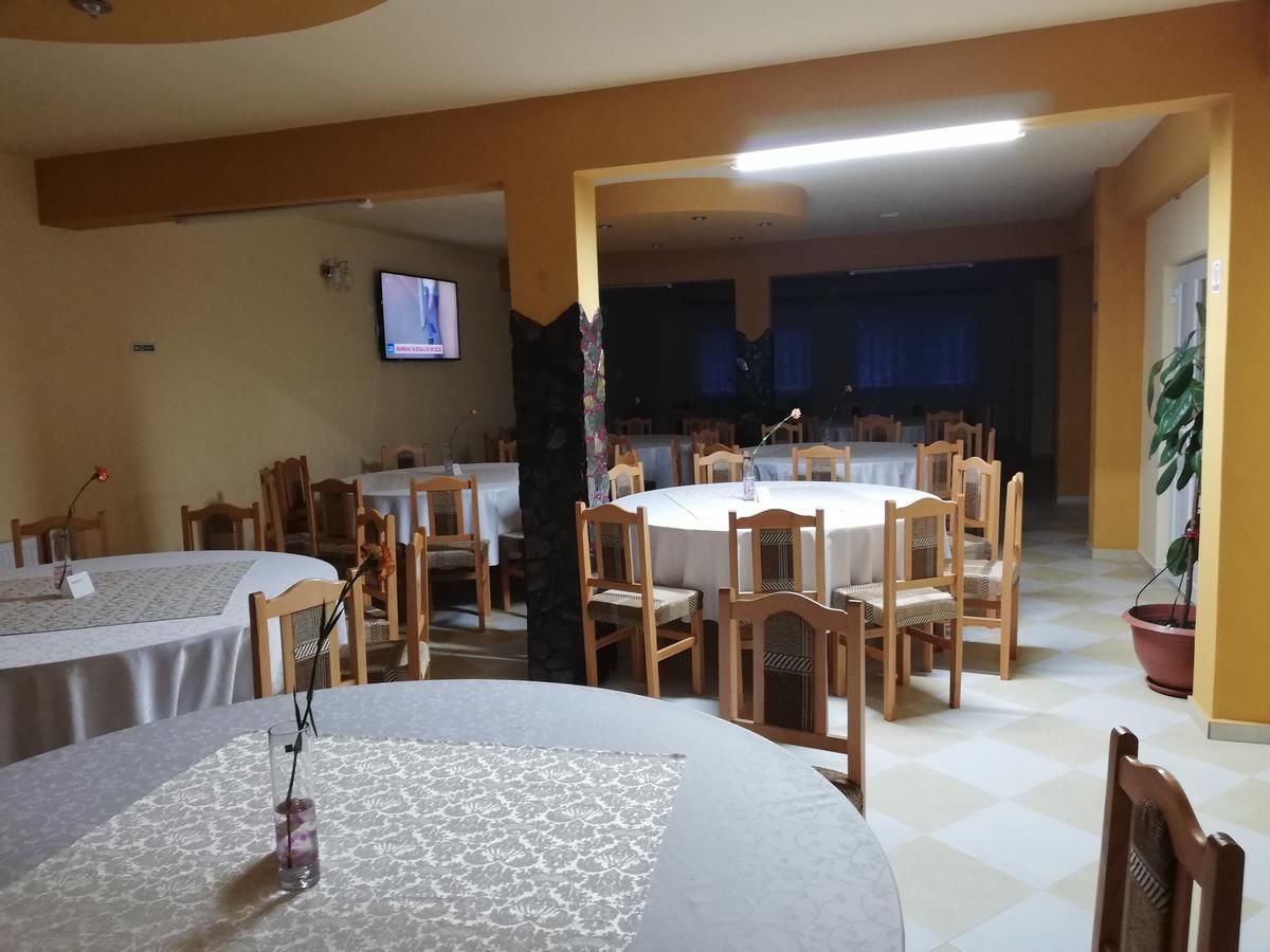 Отель Fructele Padurii Baia de Arieş-35
